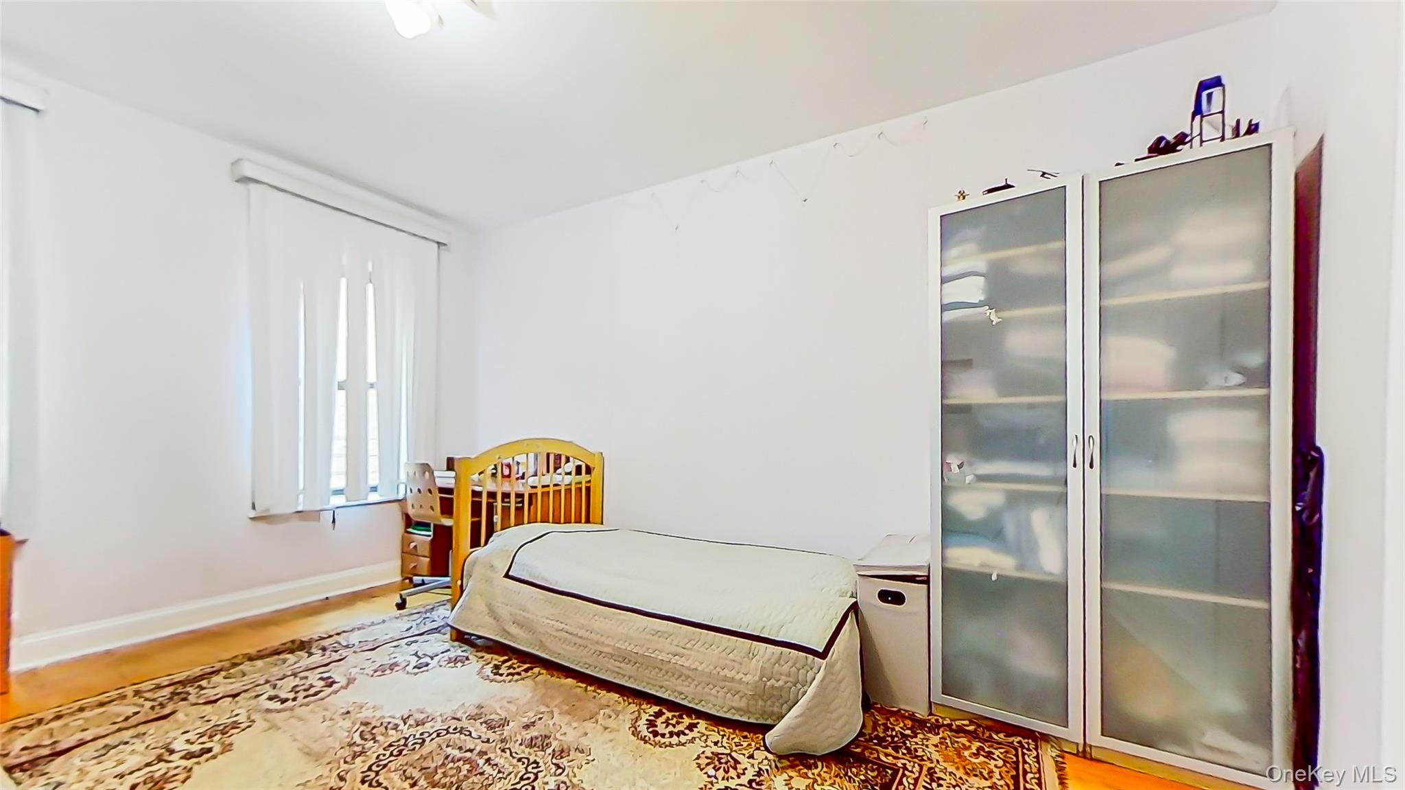 83-44 LEFFERTS Boulevard S # 4 R, Kew Gardens, NY 11415