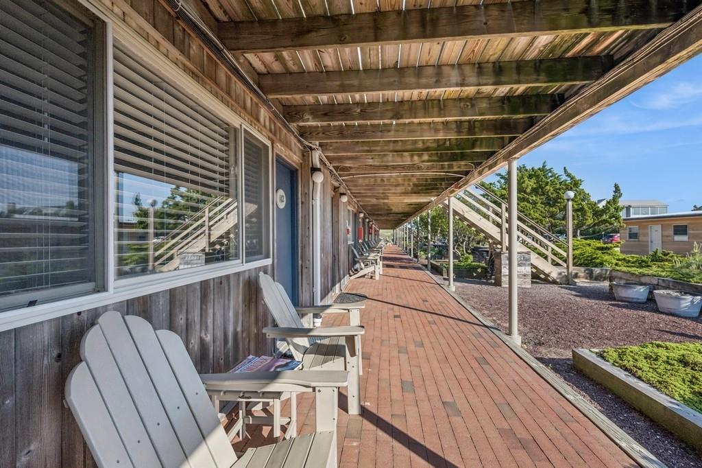 2136 Montauk Highway # 112, Amagansett, NY 11930