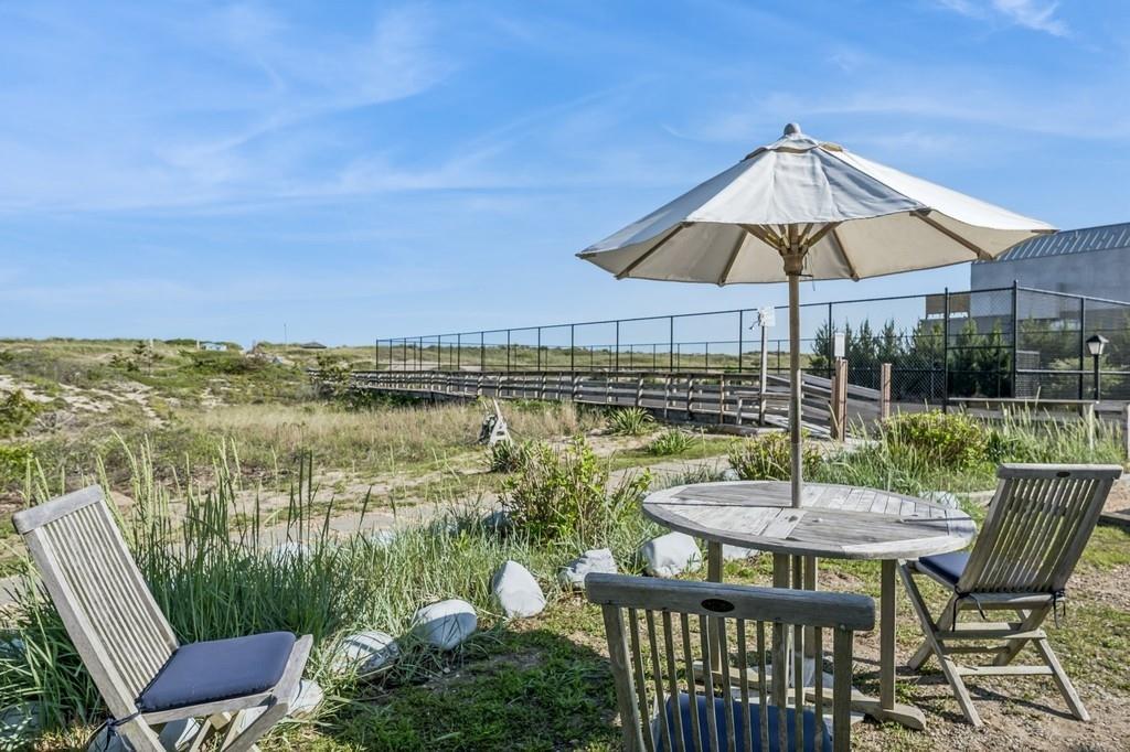 2136 Montauk Highway # 112, Amagansett, NY 11930