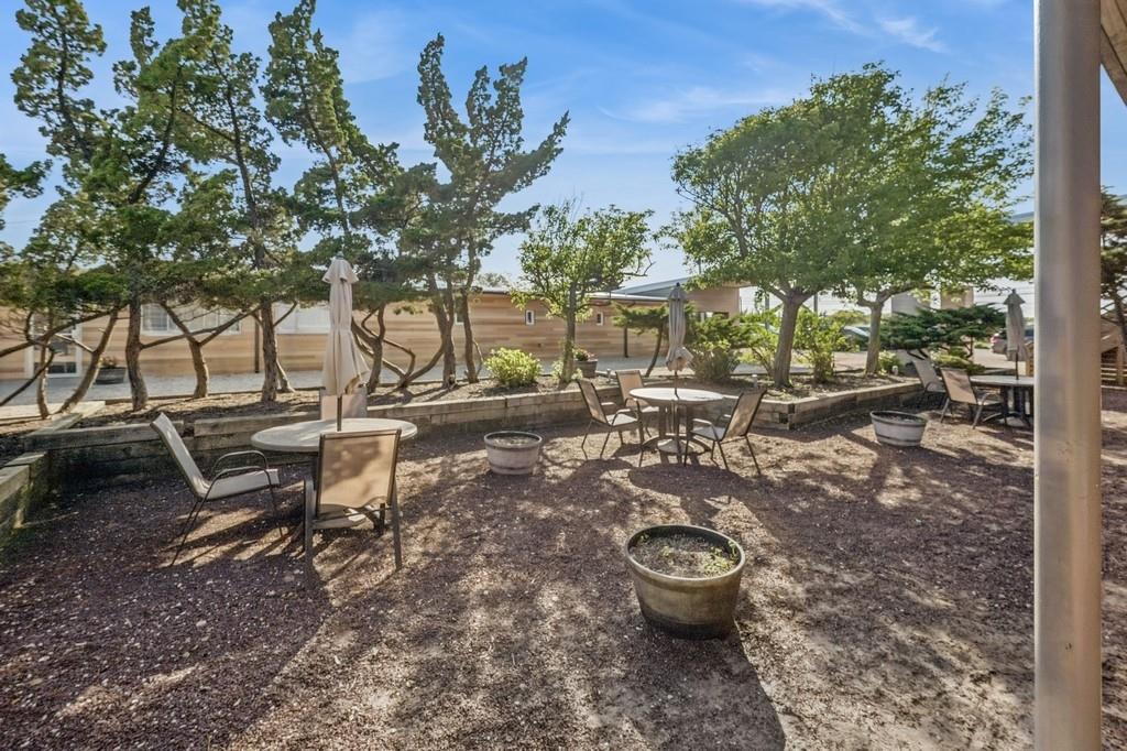 2136 Montauk Highway # 112, Amagansett, NY 11930