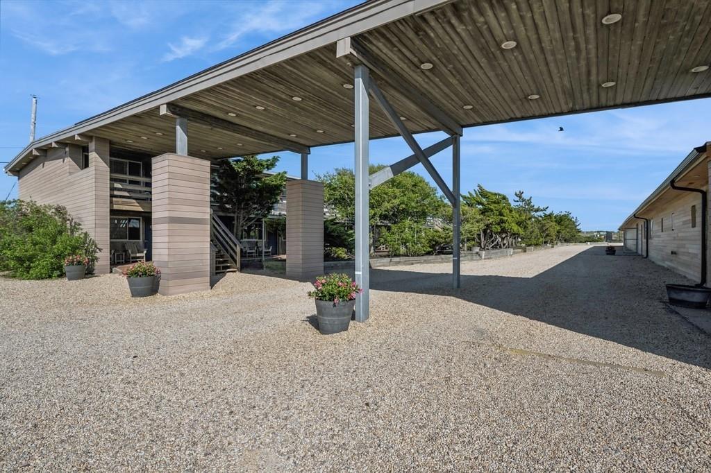 2136 Montauk Highway # 112, Amagansett, NY 11930