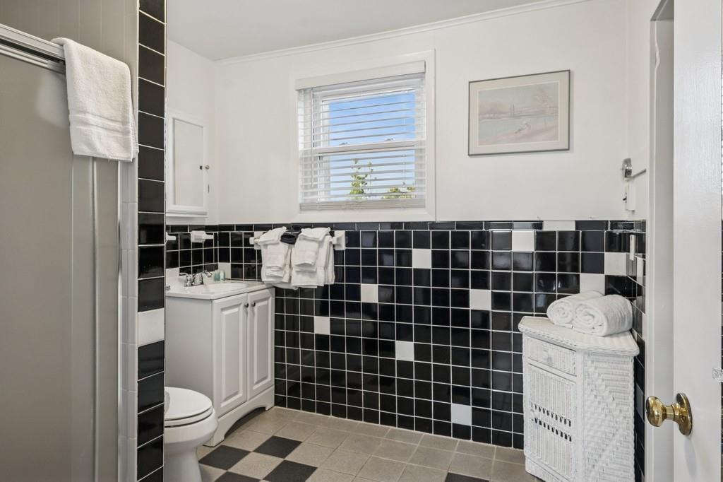 2136 Montauk Highway # 112, Amagansett, NY 11930