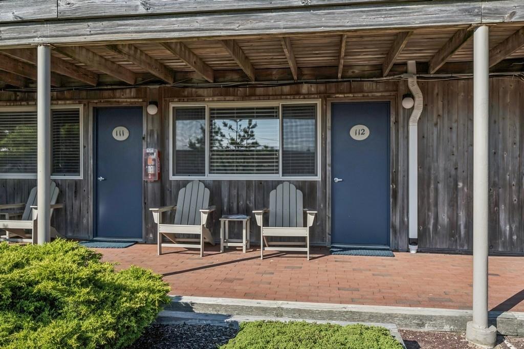 2136 Montauk Highway # 112, Amagansett, NY 11930