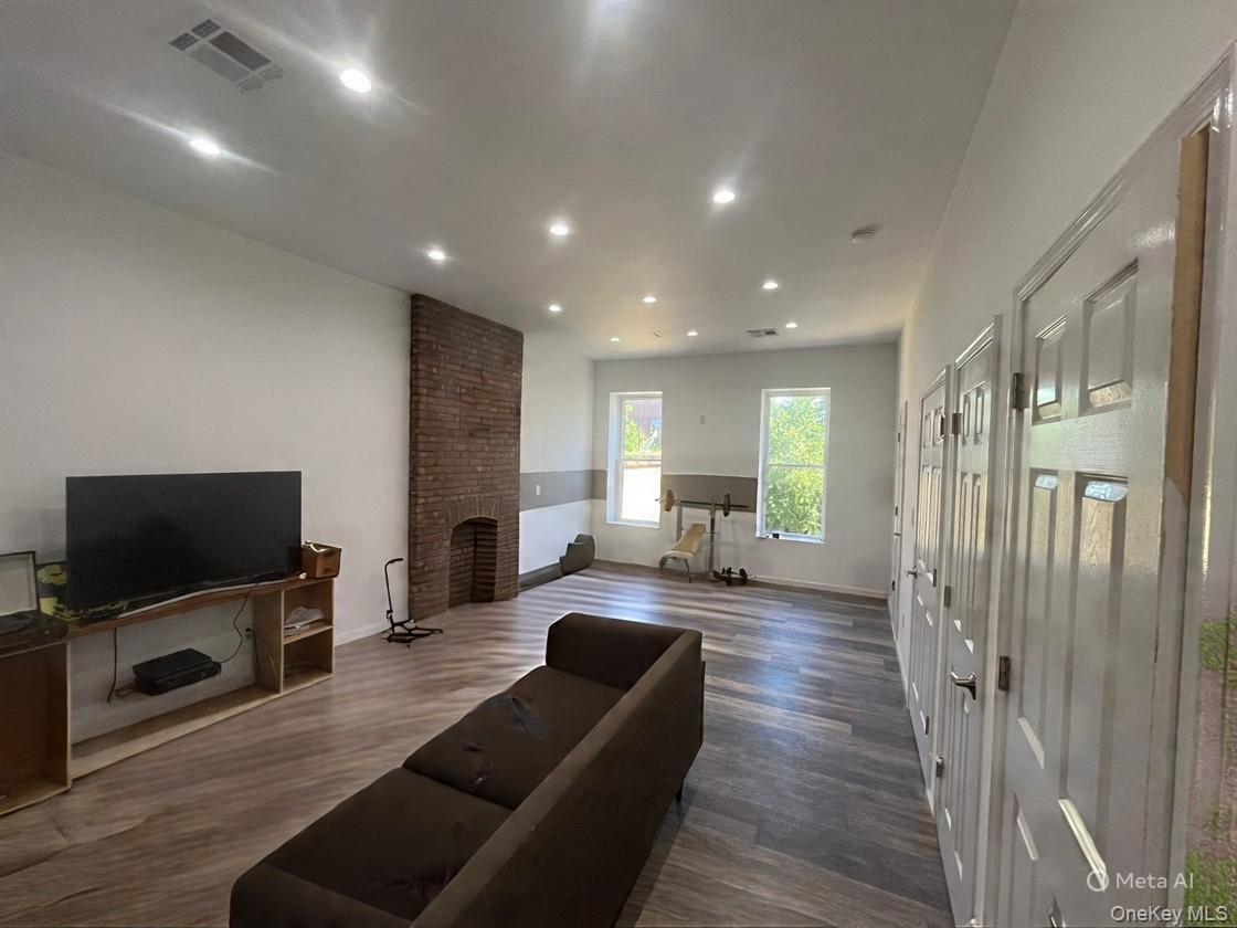 130 Van Dyke Street, Brooklyn, NY 11231