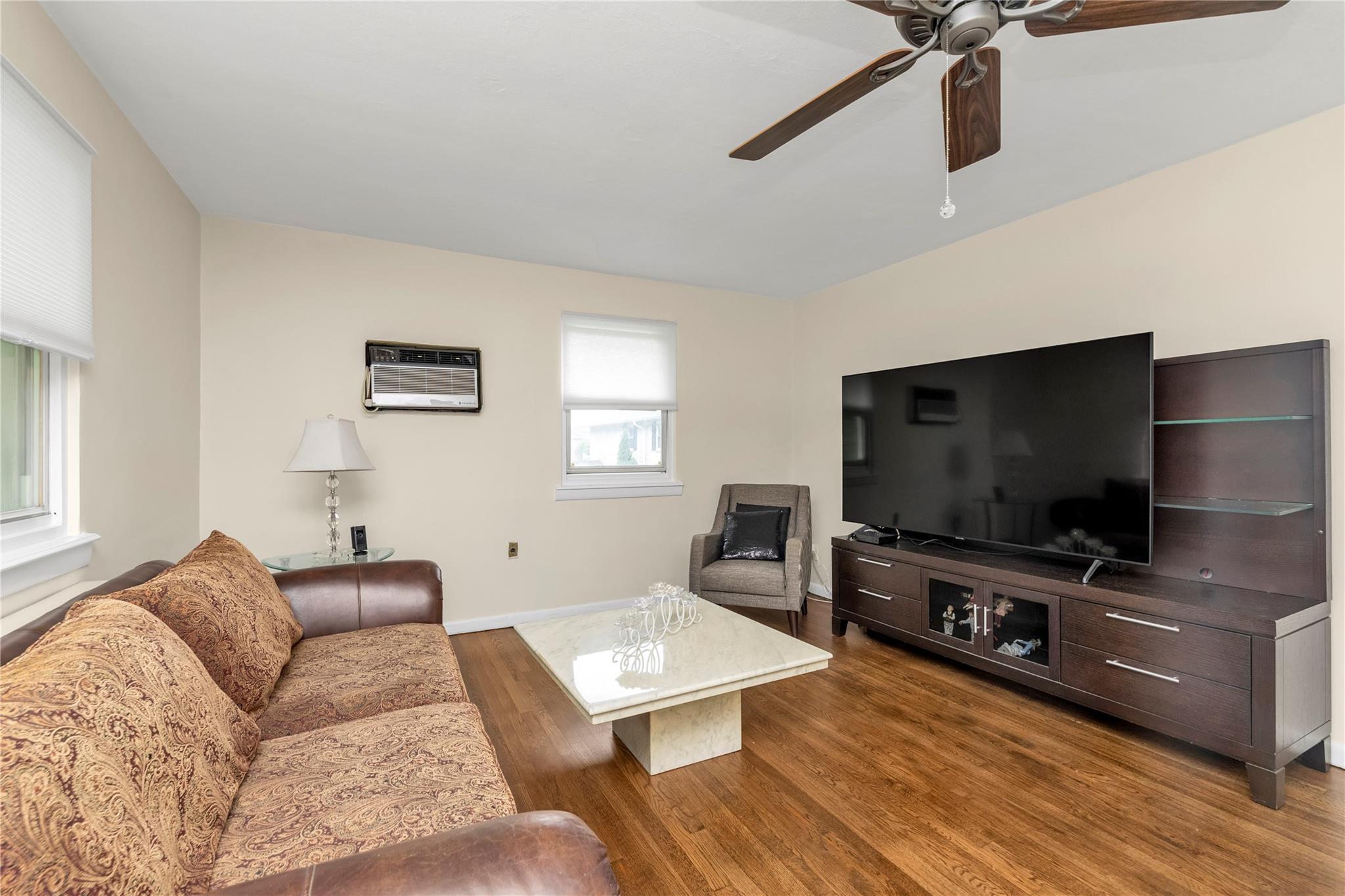 82-65 268 TH Street # 2nd Floor, Floral Park, NY 11004