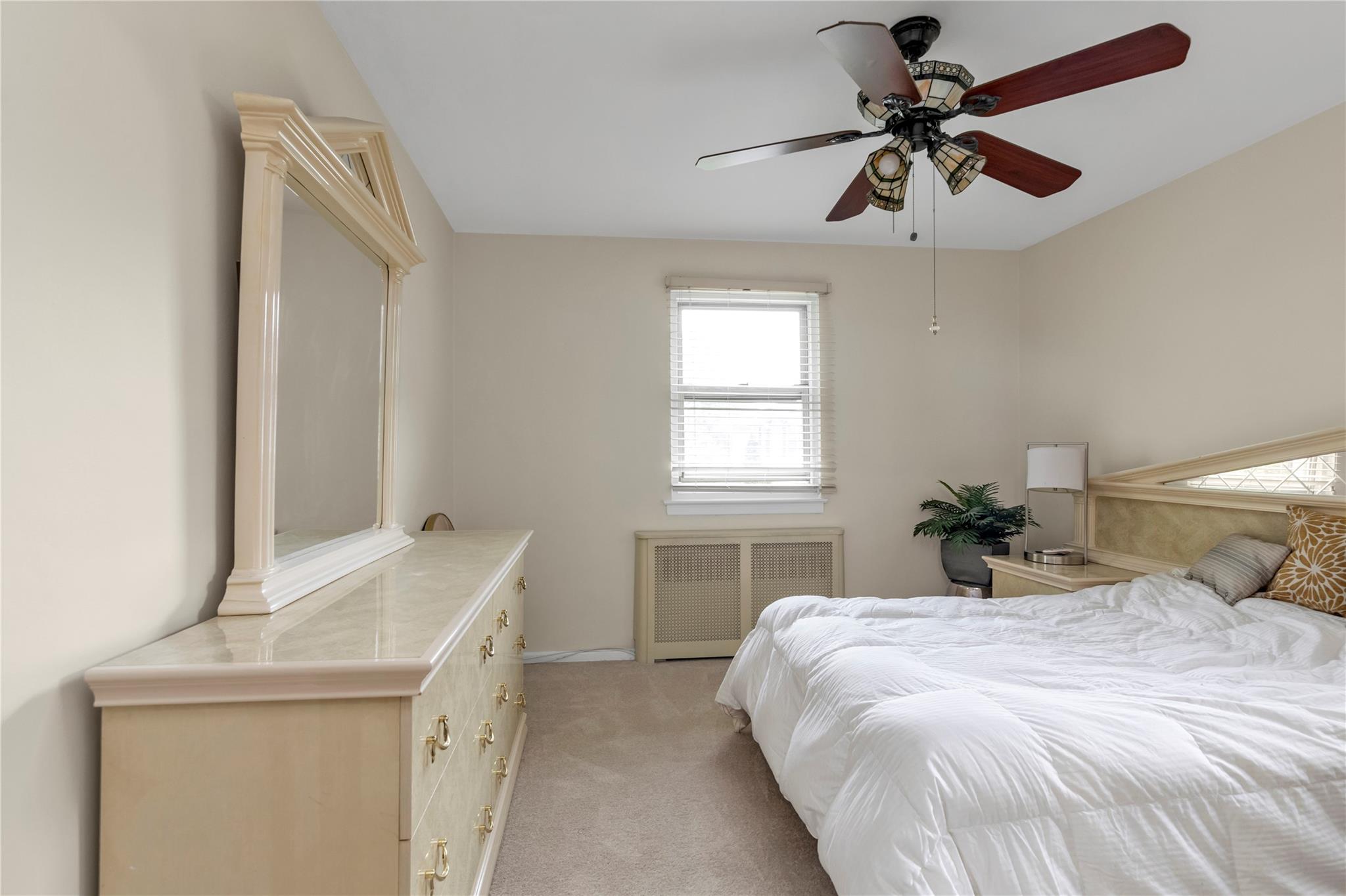 82-65 268 TH Street # 2nd Floor, Floral Park, NY 11004