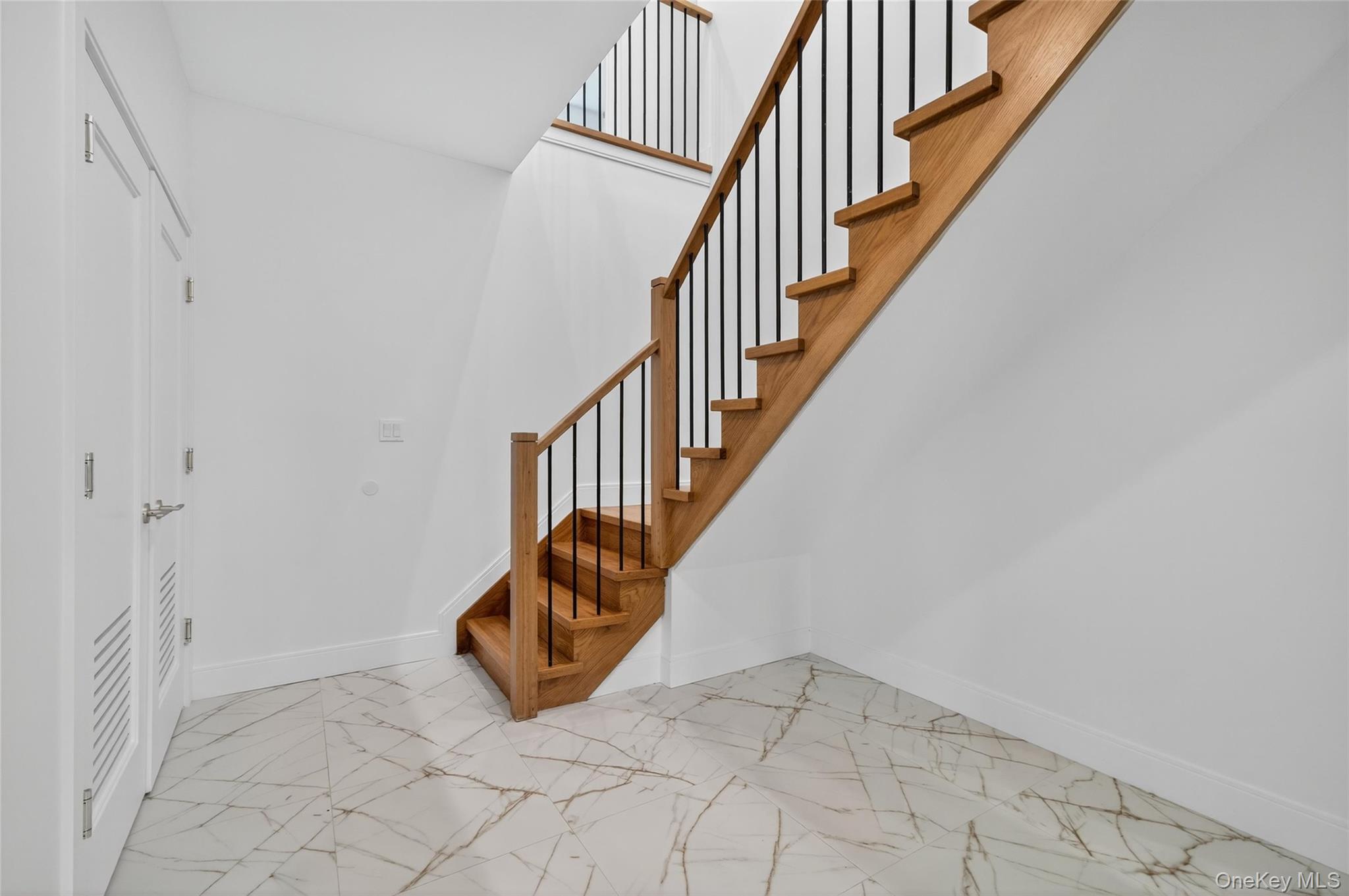 2 Lionel Passage, Monroe, NY 10950