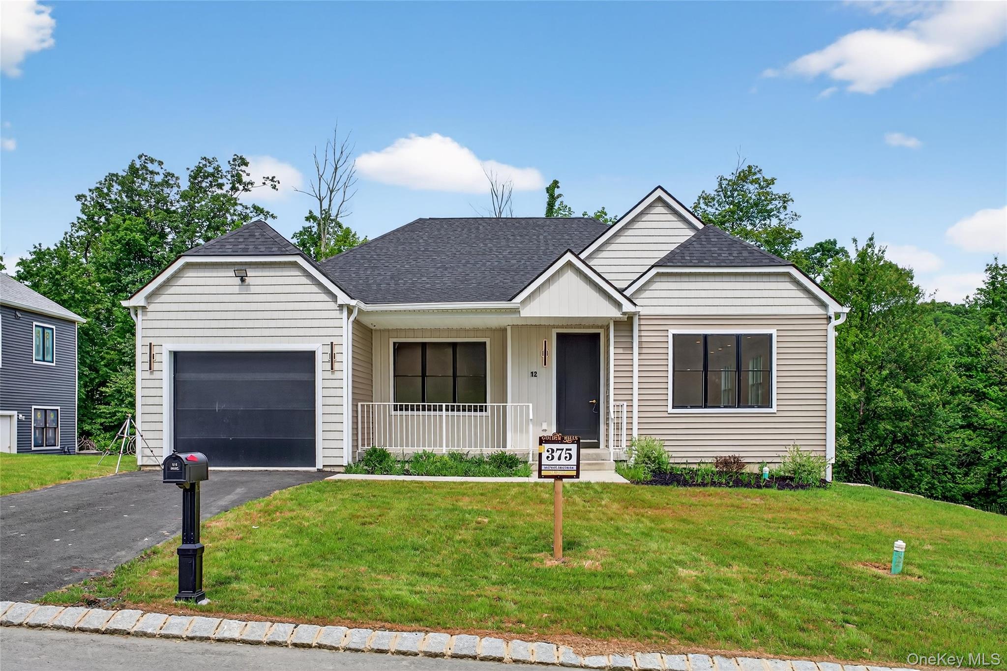 2 Lionel Passage, Monroe, NY 10950