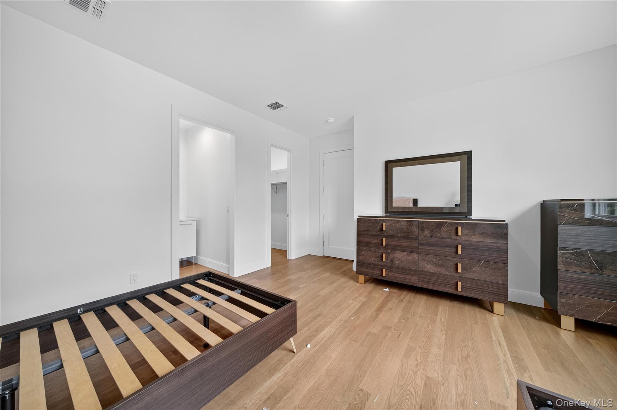 2 Lionel Passage, Monroe, NY 10950