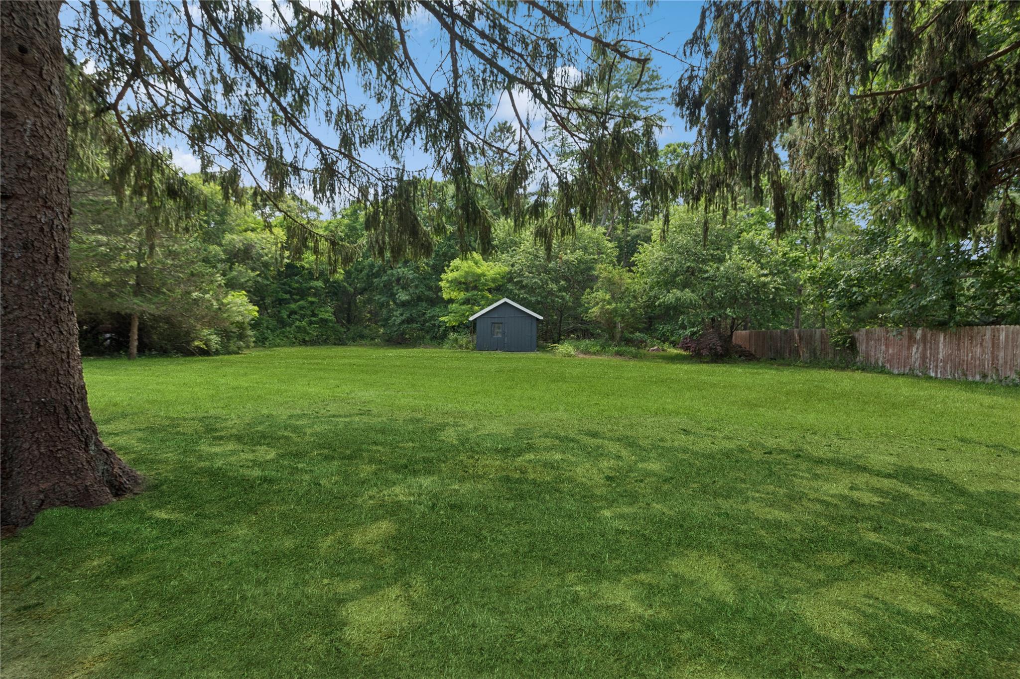 274 Dayton Avenue, Manorville, NY 11949