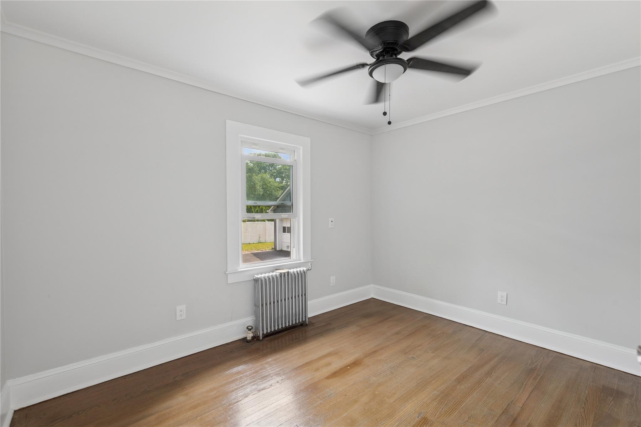 274 Dayton Avenue, Manorville, NY 11949