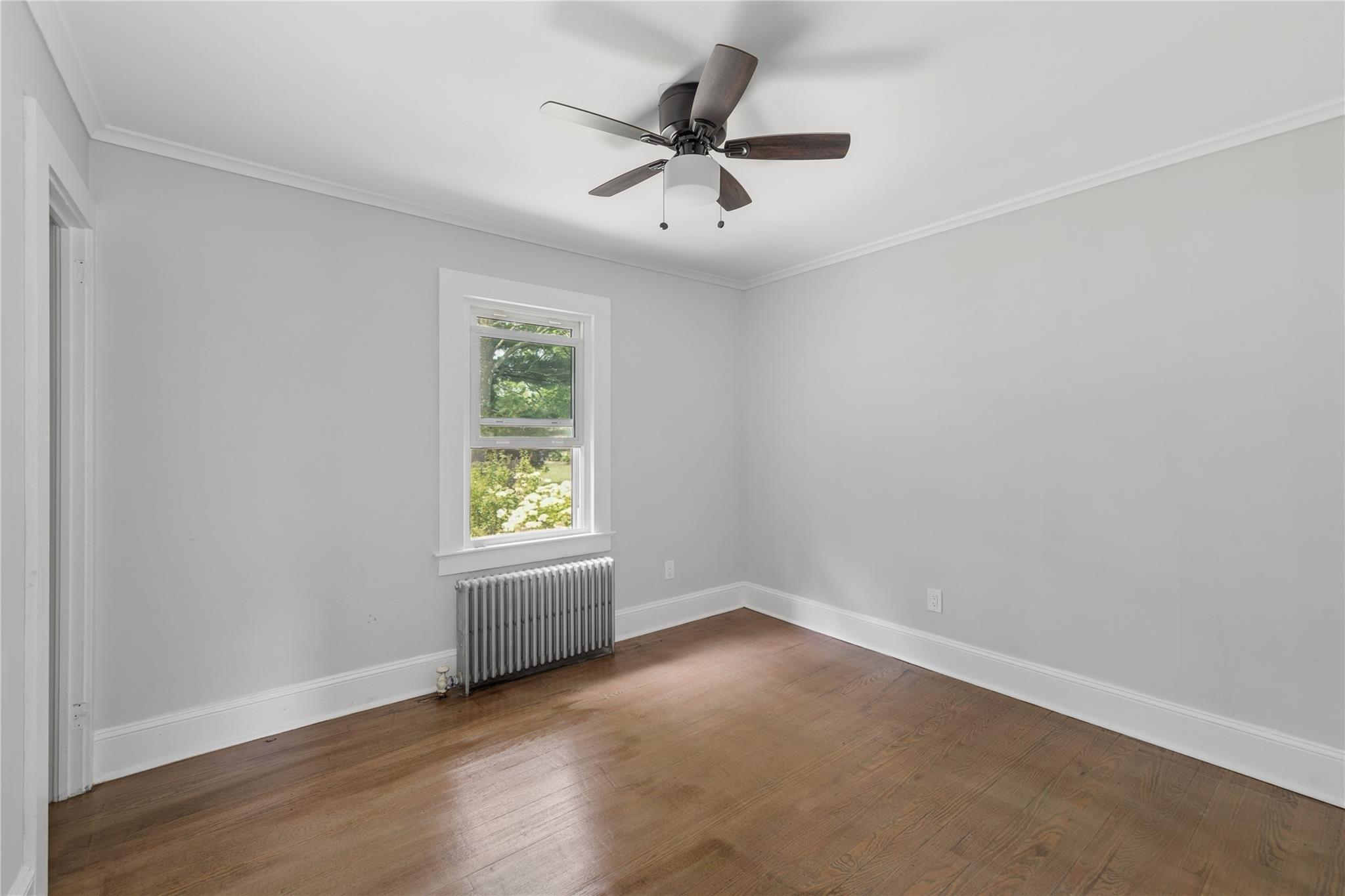 274 Dayton Avenue, Manorville, NY 11949