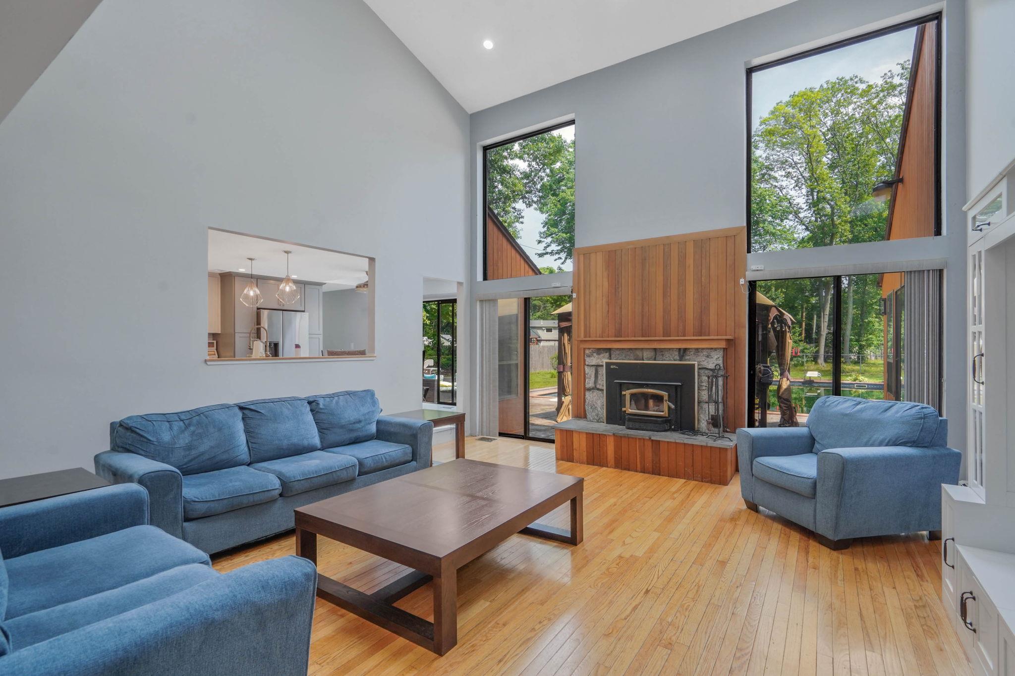 318 Sheep Pasture Road, East Setauket, NY 11733