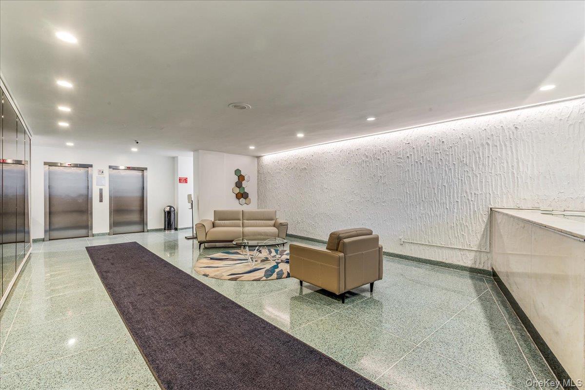 54-44 Little Neck Parkway # 5G, Little Neck, NY 11362