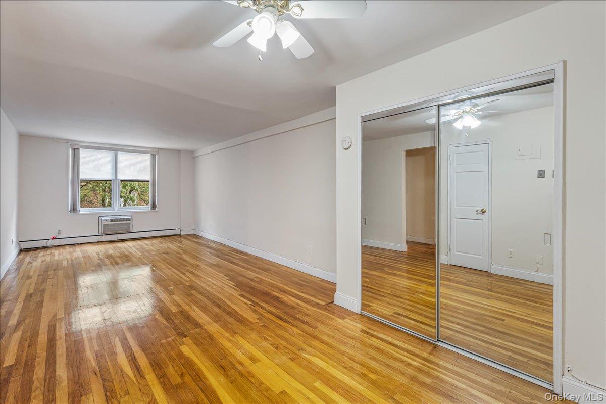 54-44 Little Neck Parkway # 5G, Little Neck, NY 11362