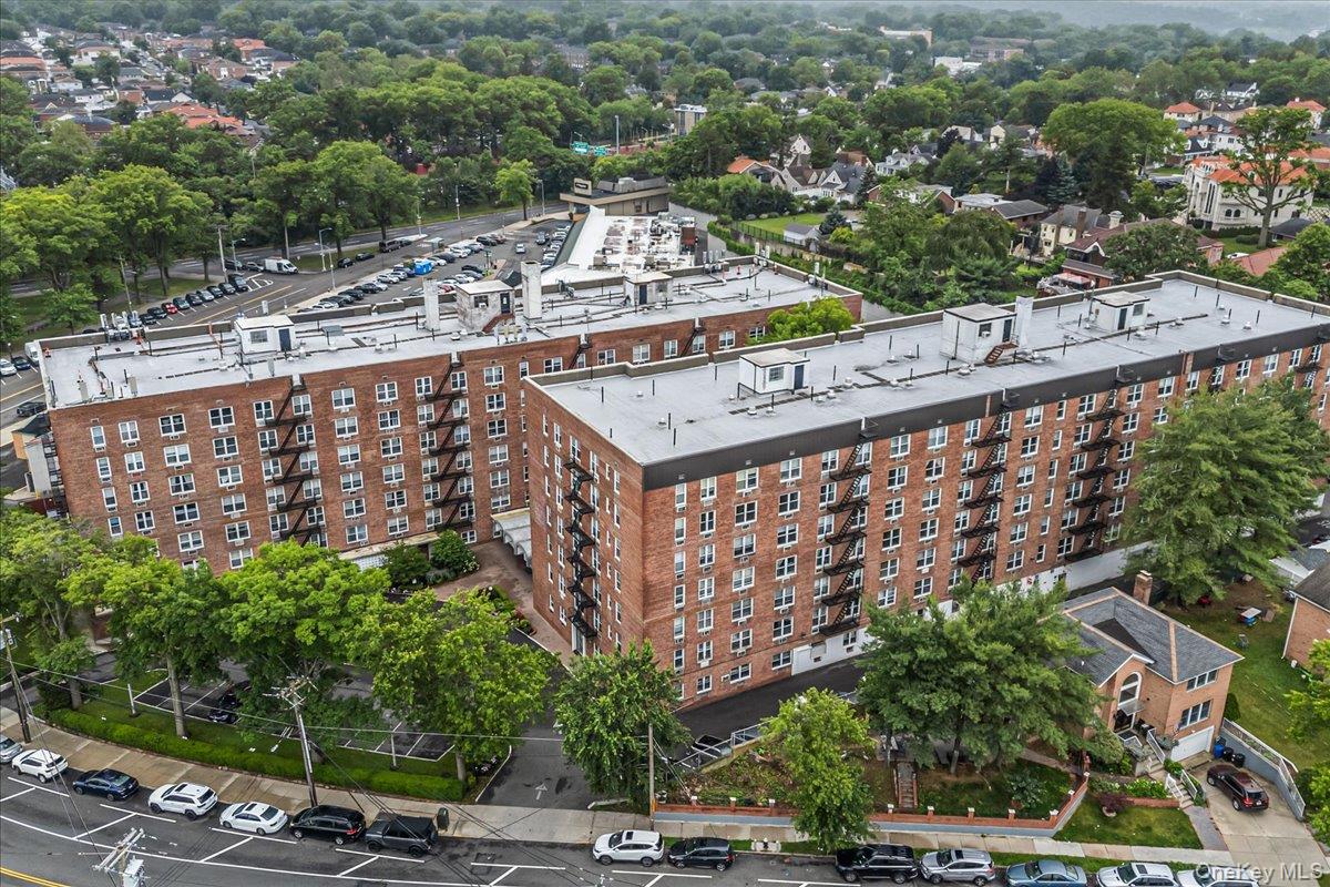 54-44 Little Neck Parkway # 5G, Little Neck, NY 11362