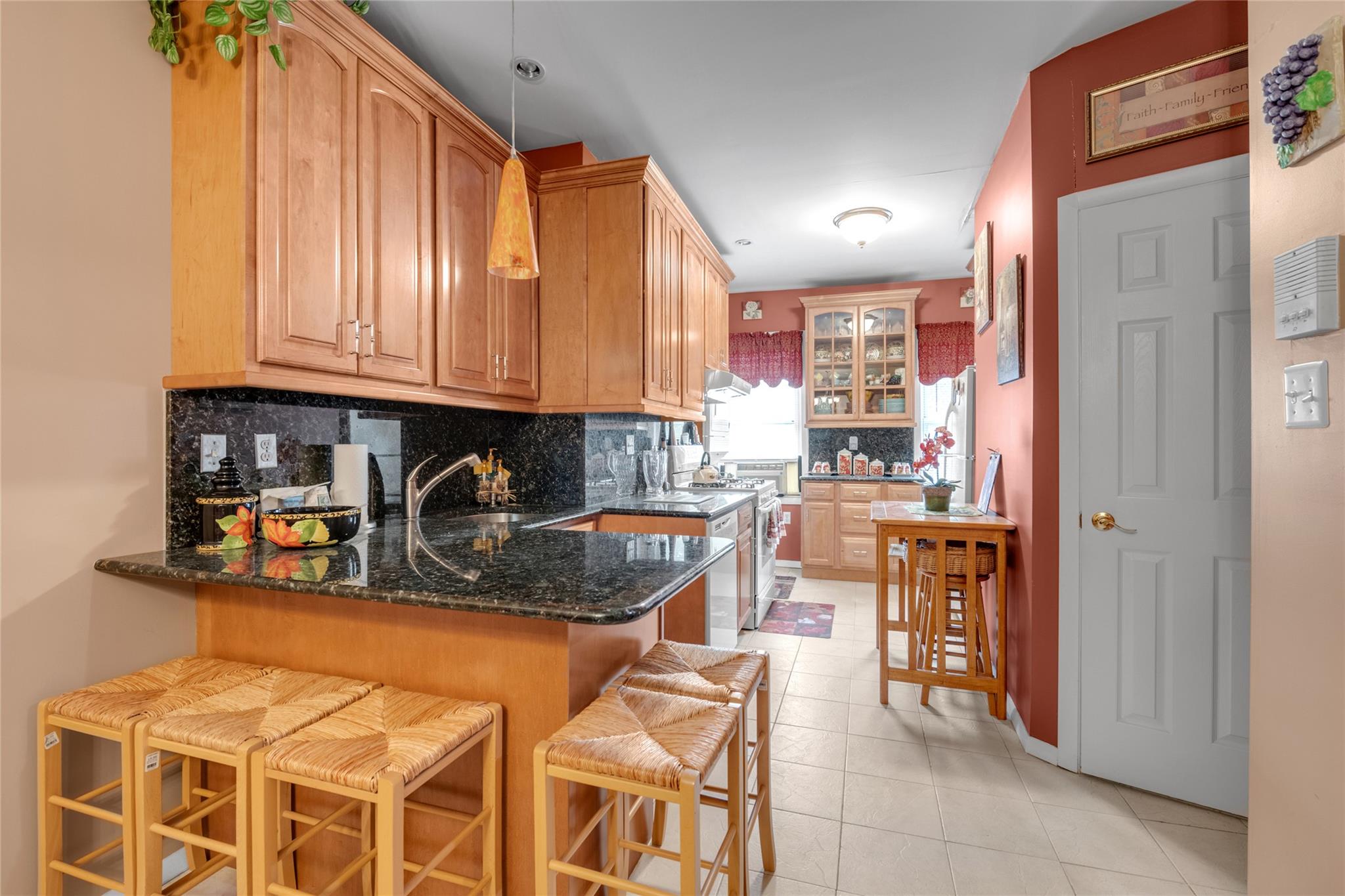 5-17 51st Avenue, Long Island City, NY 11101