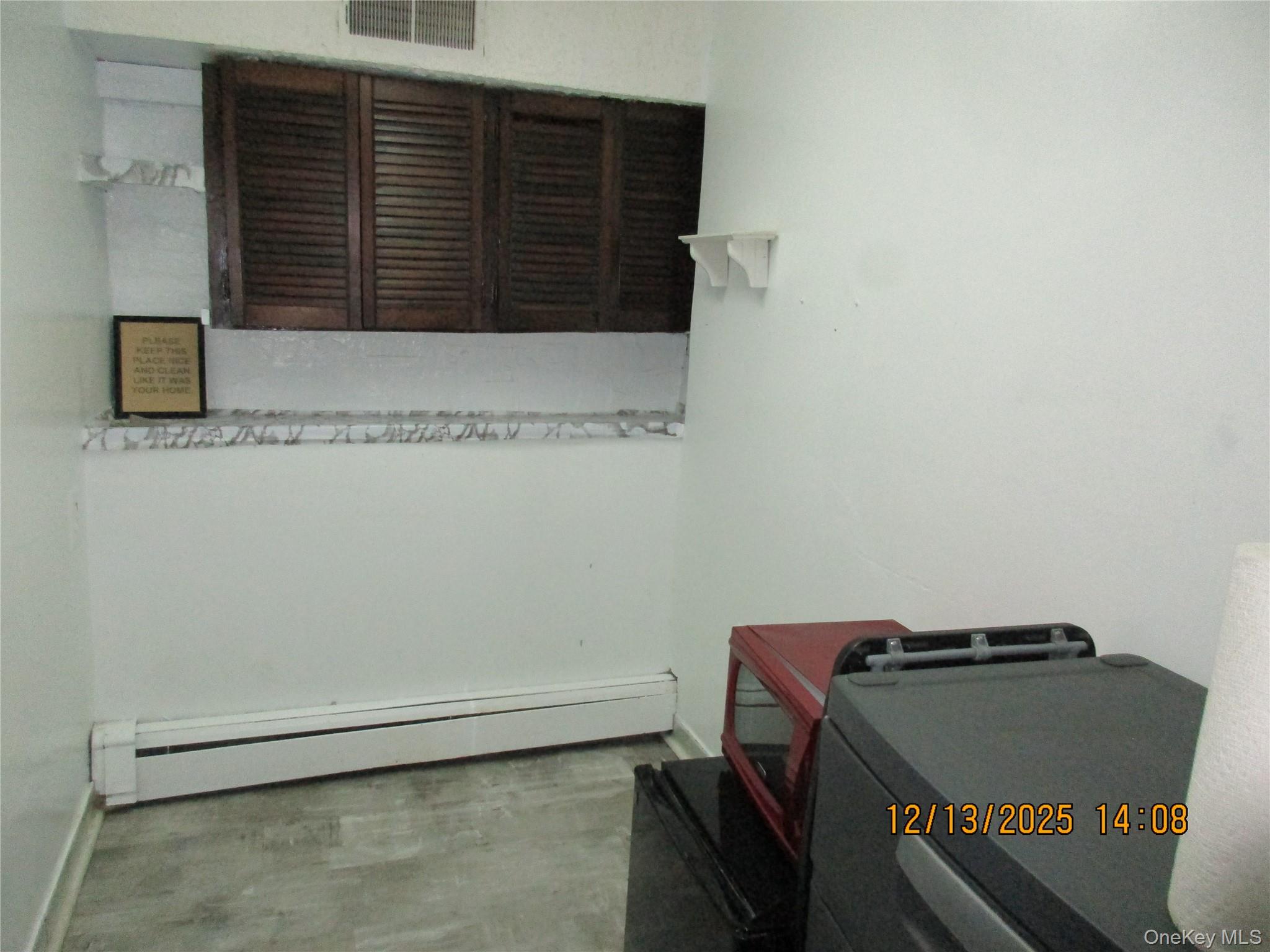 75-08 Metropolitan Avenue # lower, Middle Village, NY 11379