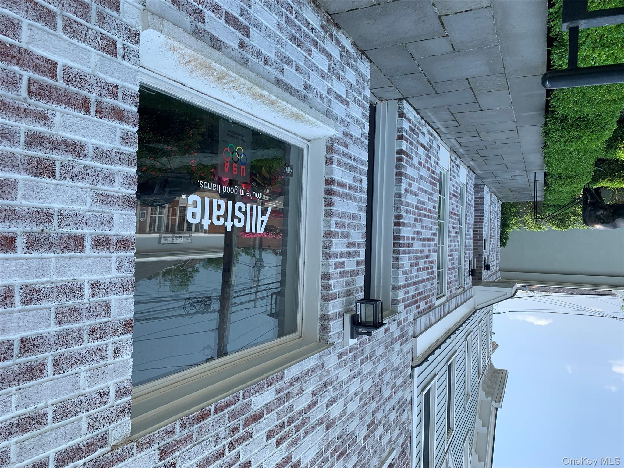 71 W Main Street, Oyster Bay, NY 11771