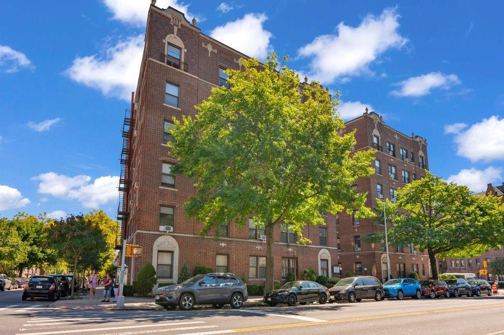 7401 4th Avenue # E7, Brooklyn, NY 11209