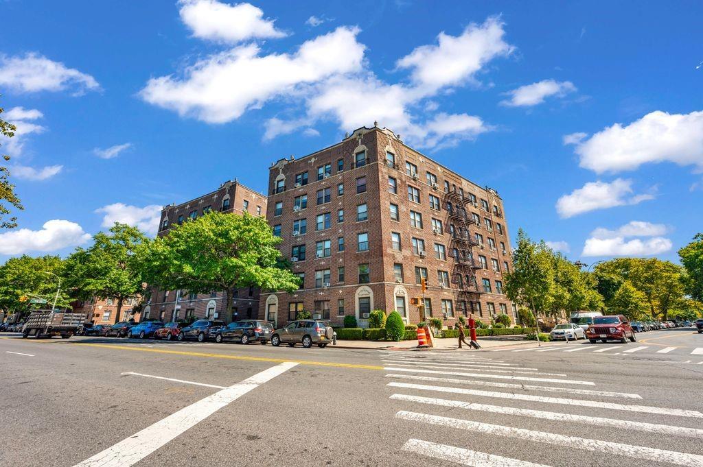 7401 4th Avenue # E7, Brooklyn, NY 11209