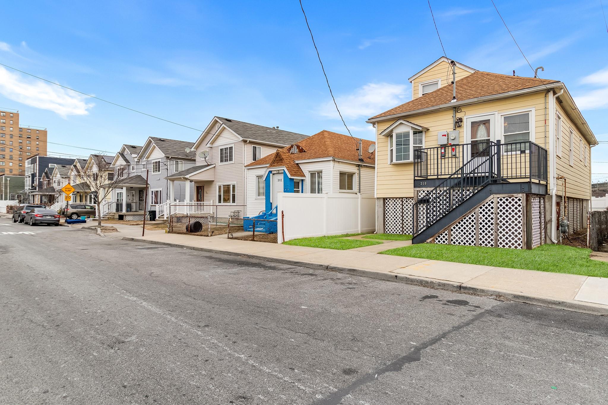 310 Beach 39th Street, Far Rockaway, NY 11691