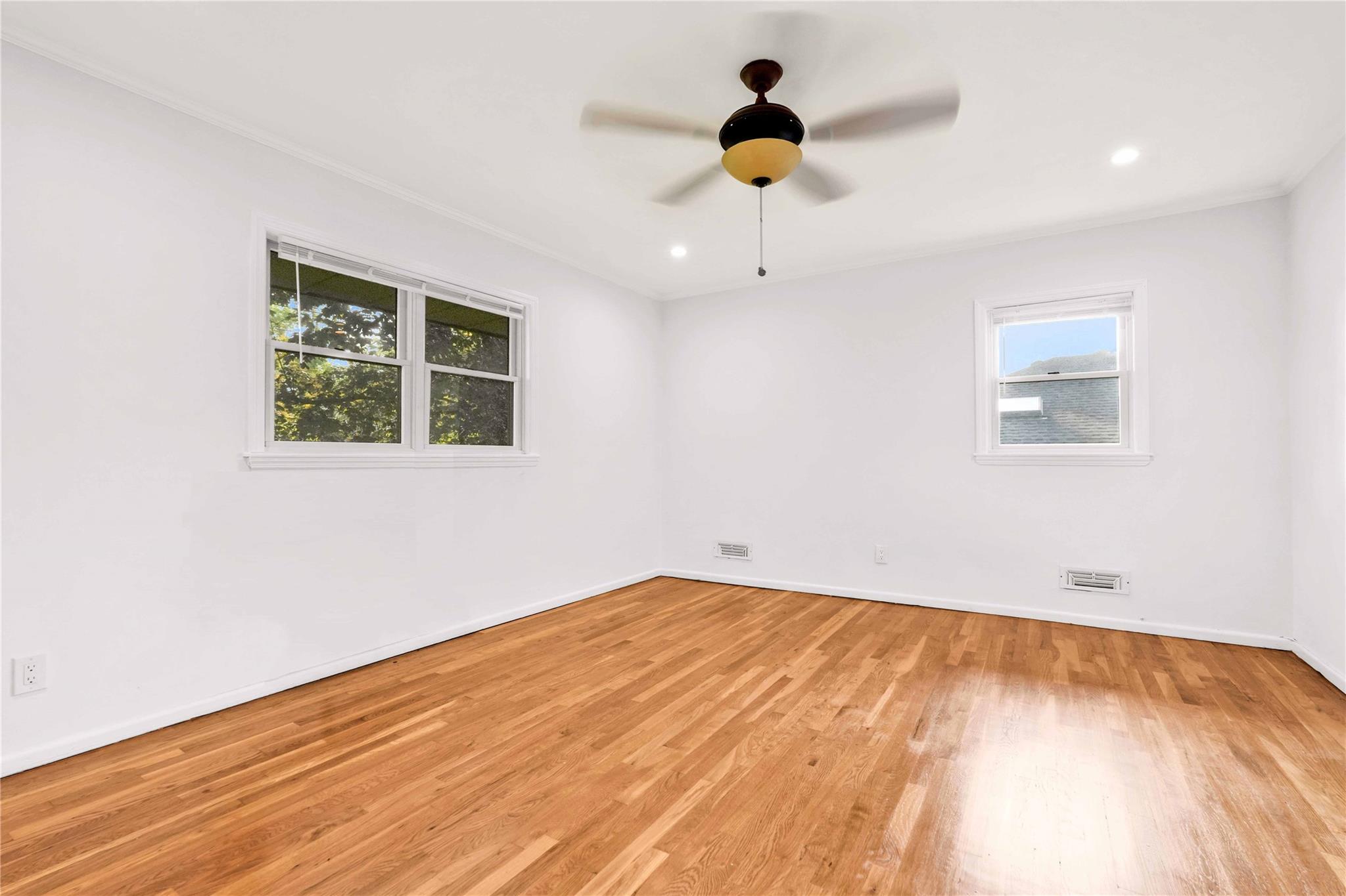 906 Bromton Drive, Westbury, NY 11590