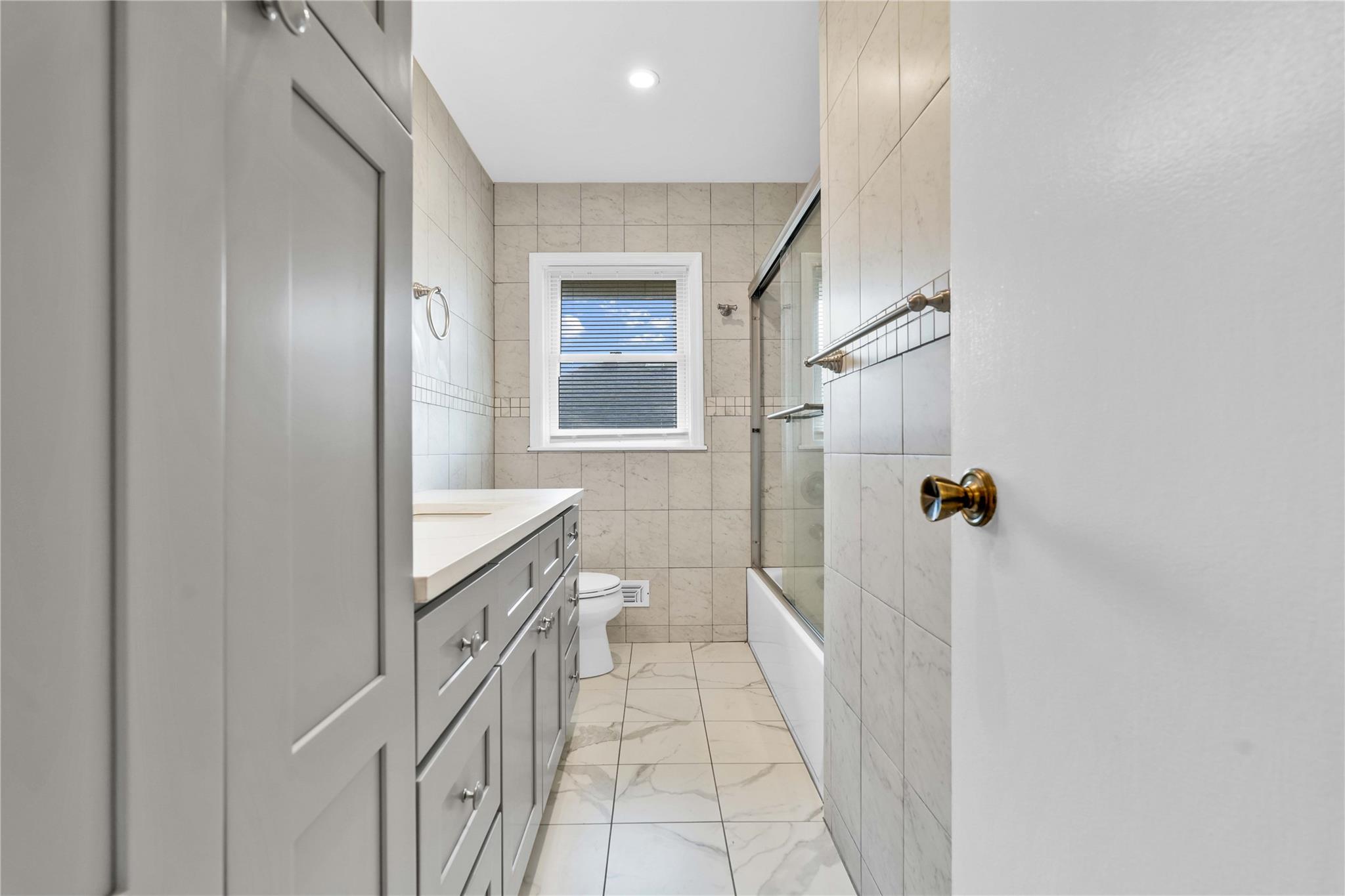 906 Bromton Drive, Westbury, NY 11590