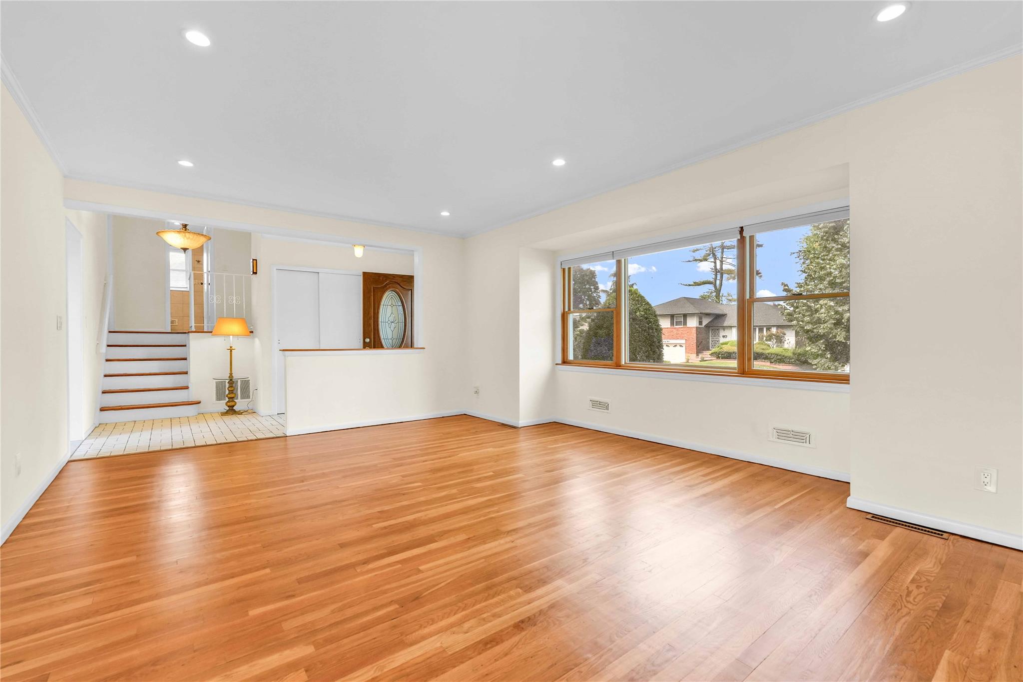 906 Bromton Drive, Westbury, NY 11590