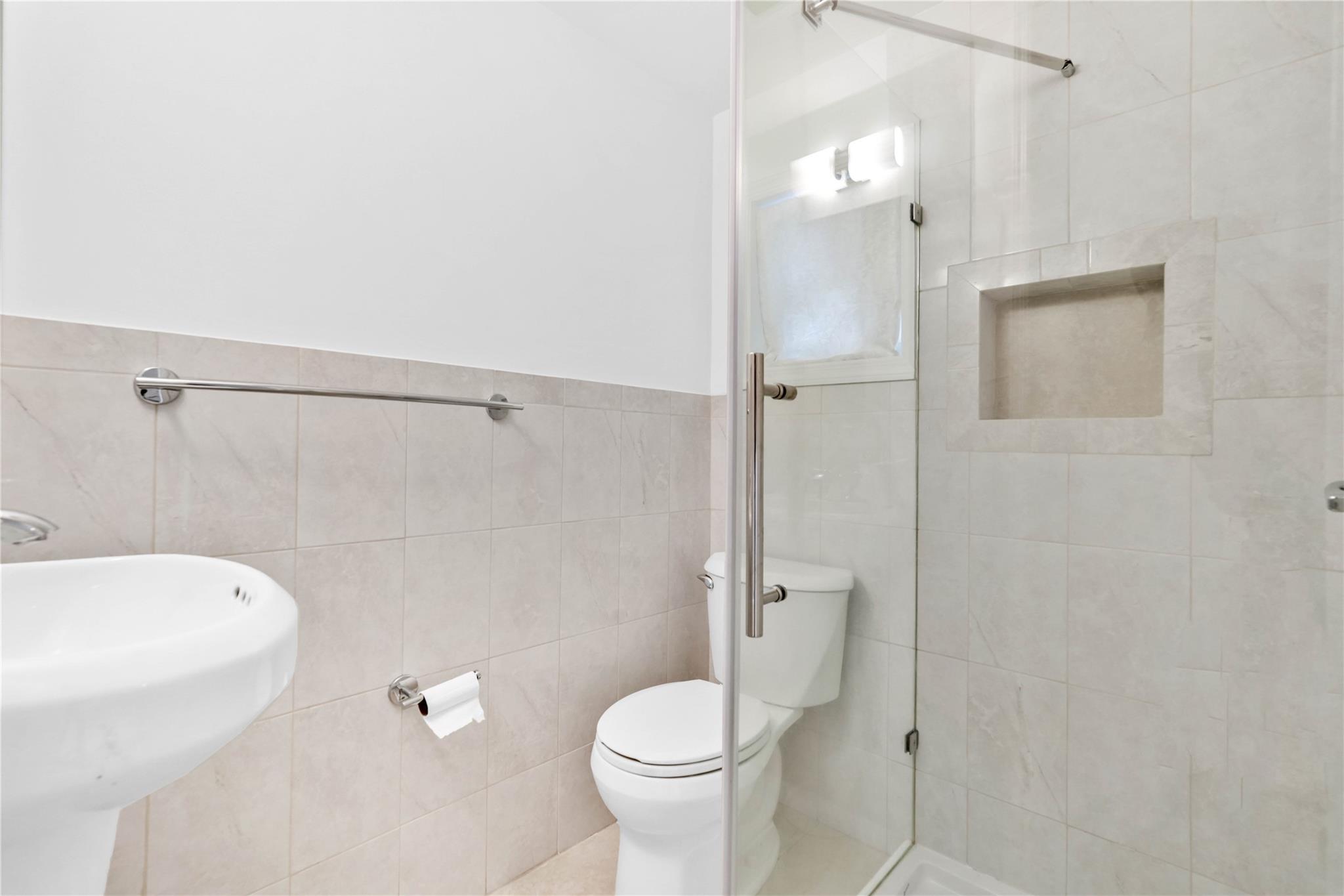 906 Bromton Drive, Westbury, NY 11590