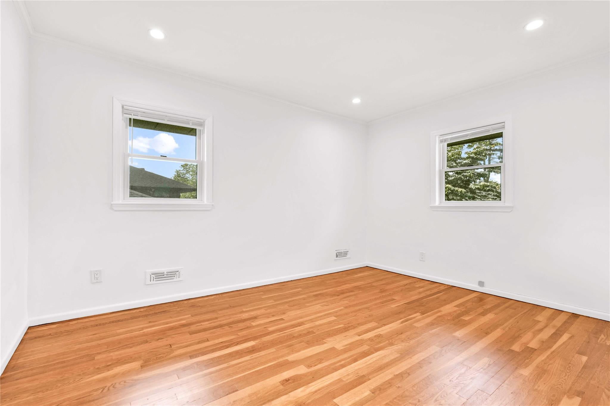 906 Bromton Drive, Westbury, NY 11590