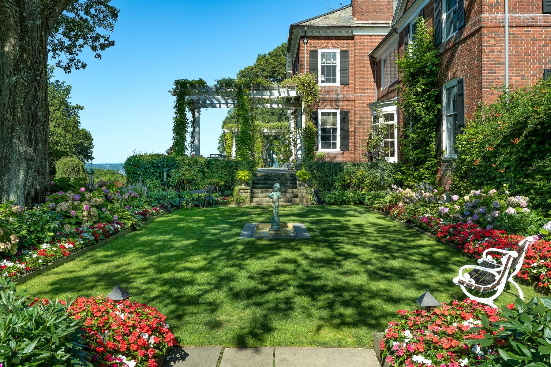 842 Sleepy Hollow Road, Briarcliff Manor, NY 10510