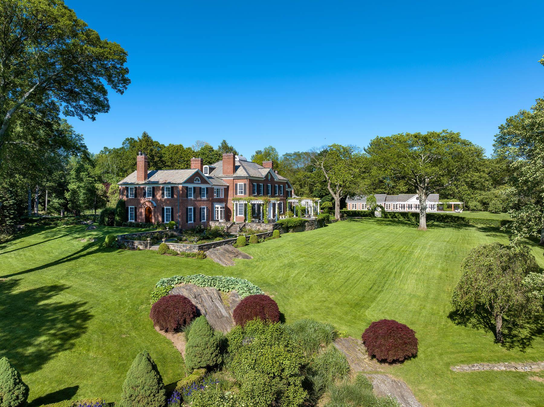 842 Sleepy Hollow Road, Briarcliff Manor, NY 10510