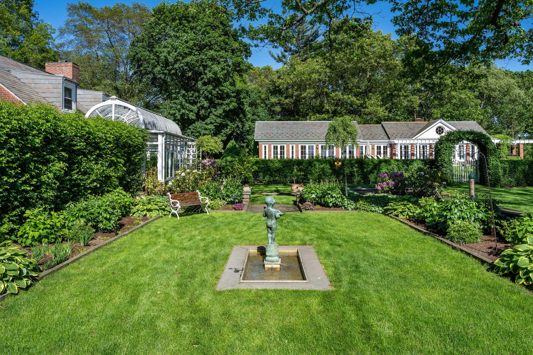 842 Sleepy Hollow Road, Briarcliff Manor, NY 10510