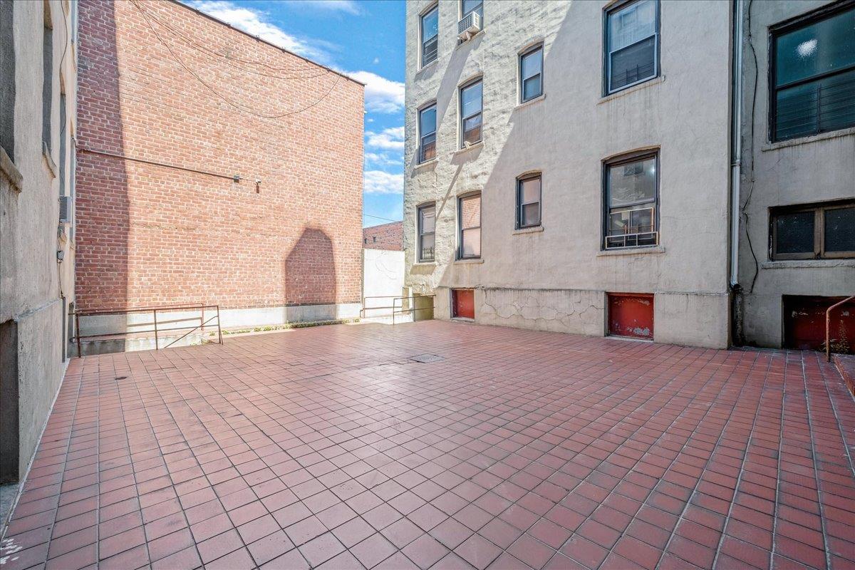 39-82 65th Place # 4F, Woodside, NY 11377