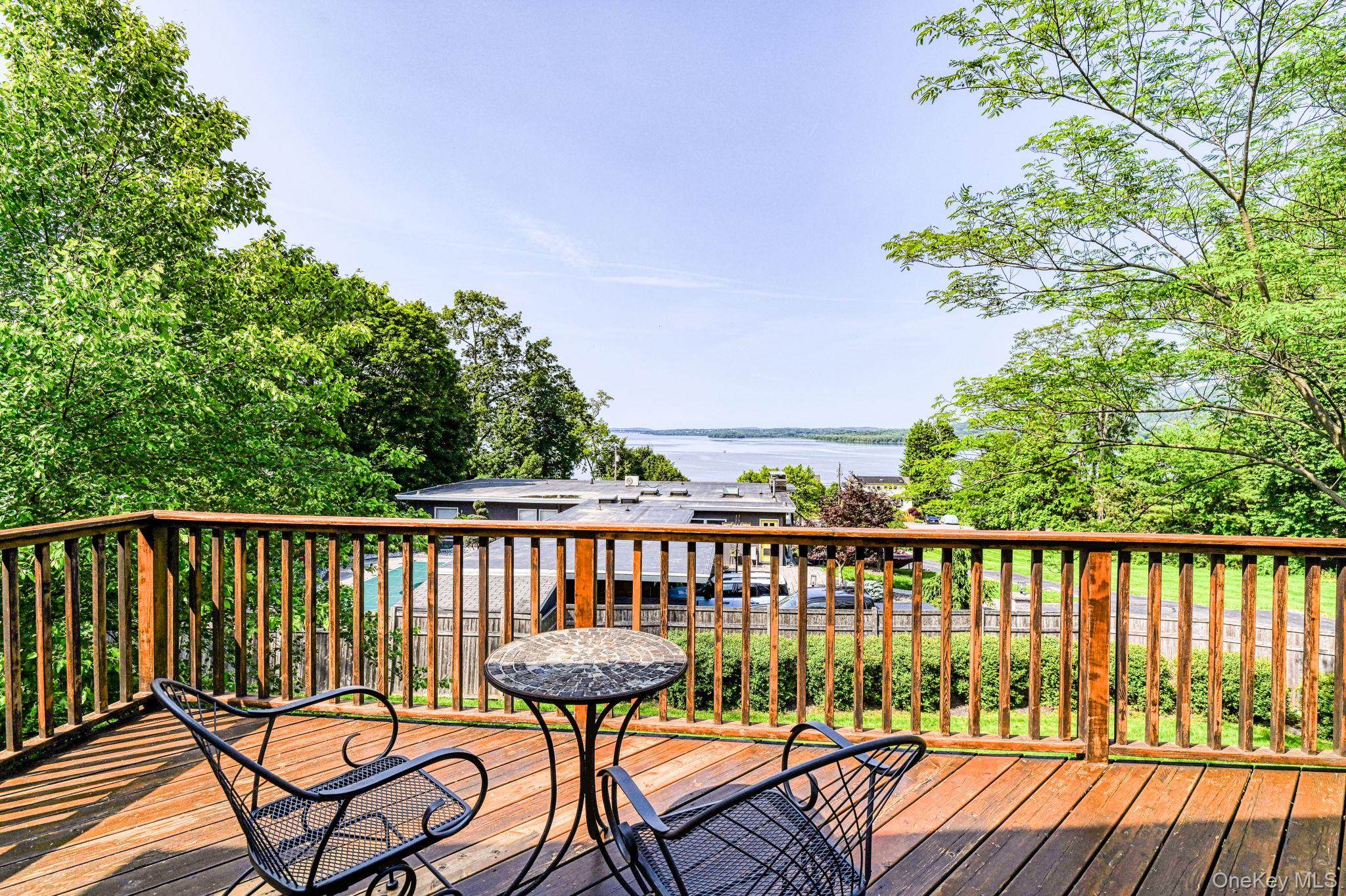 6 Riverside Drive, Cornwall On Hudson, NY 12520