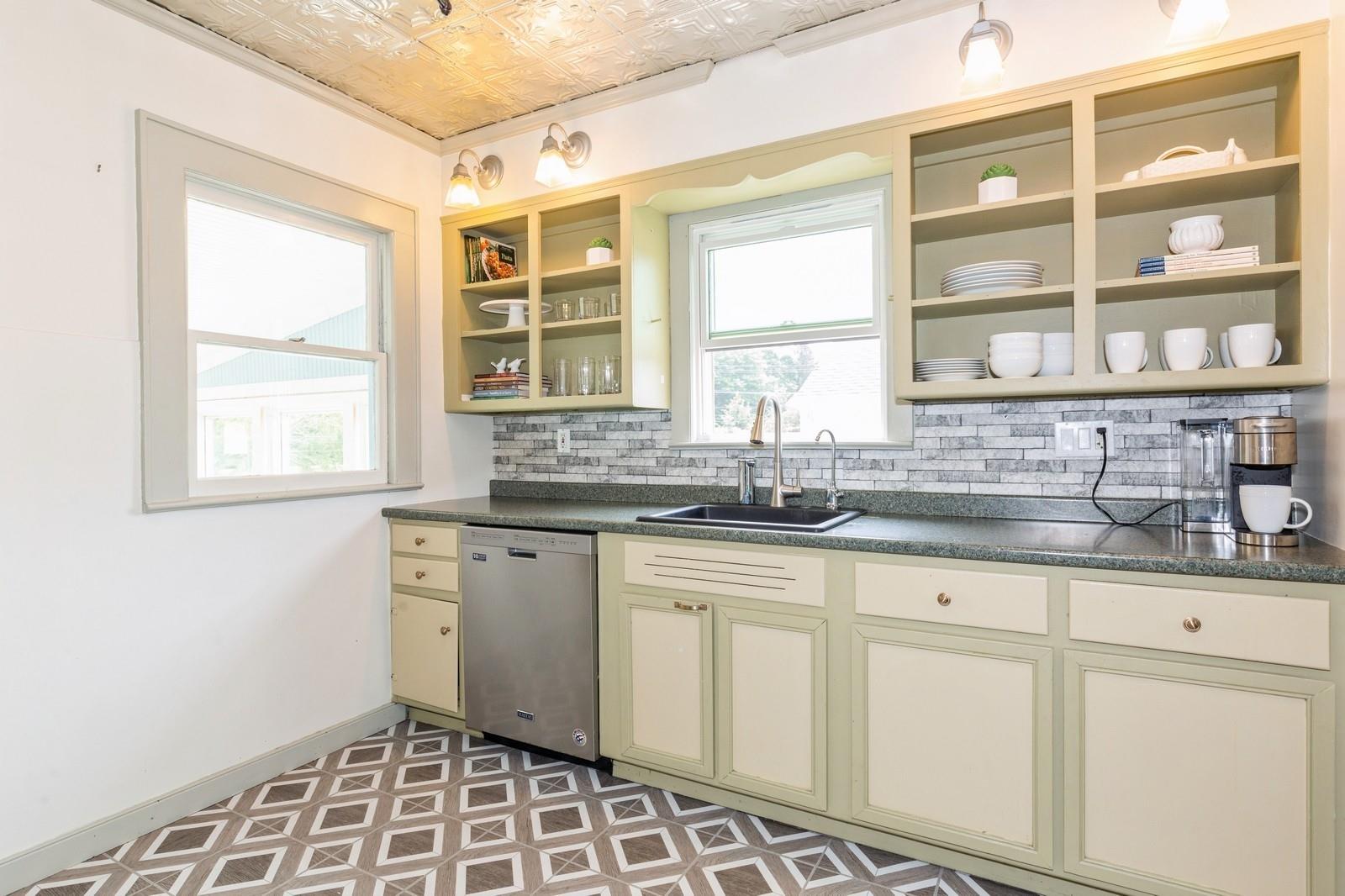 15 Orchard Road, East Patchogue, NY 11772