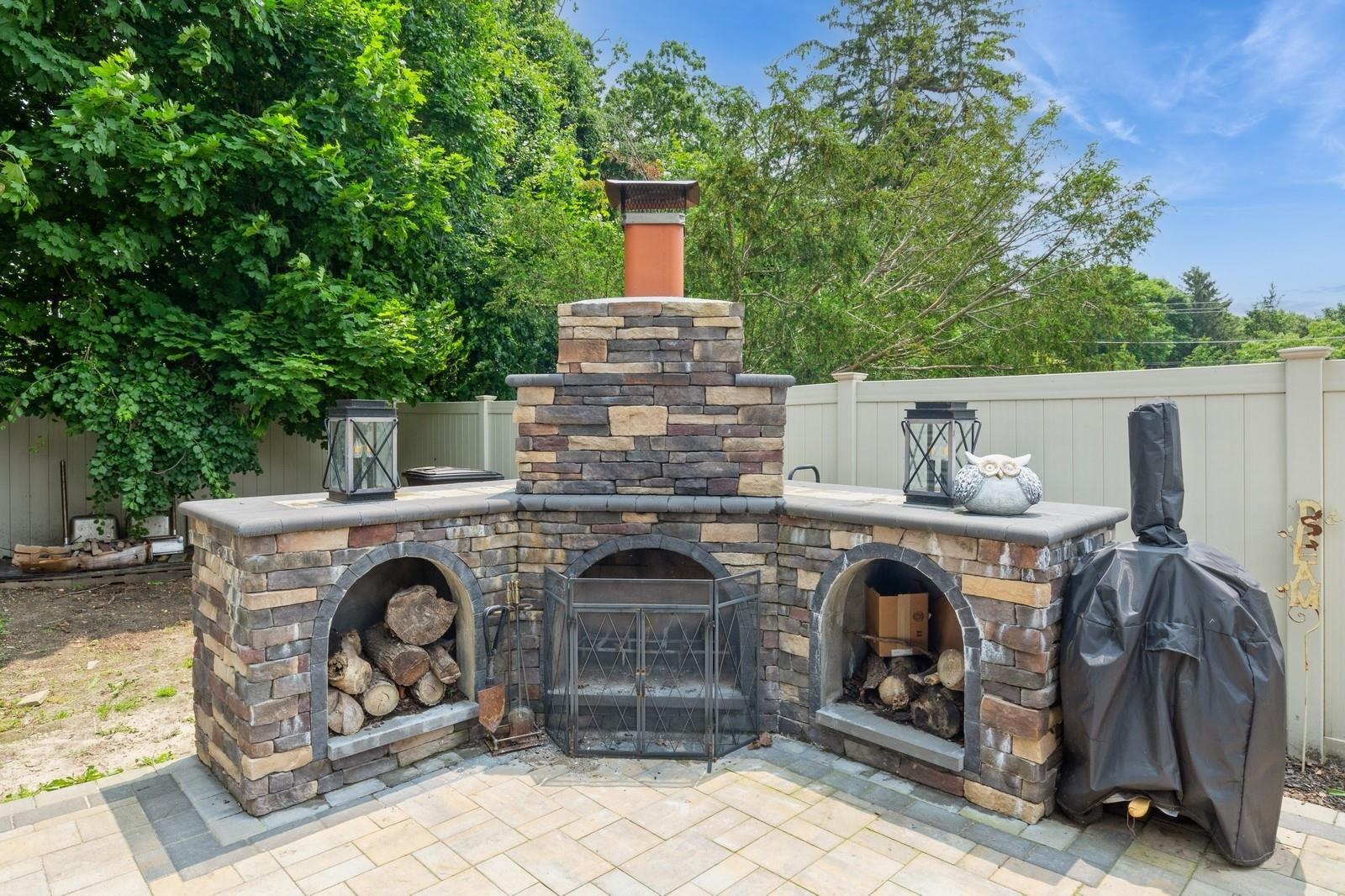 15 Orchard Road, East Patchogue, NY 11772