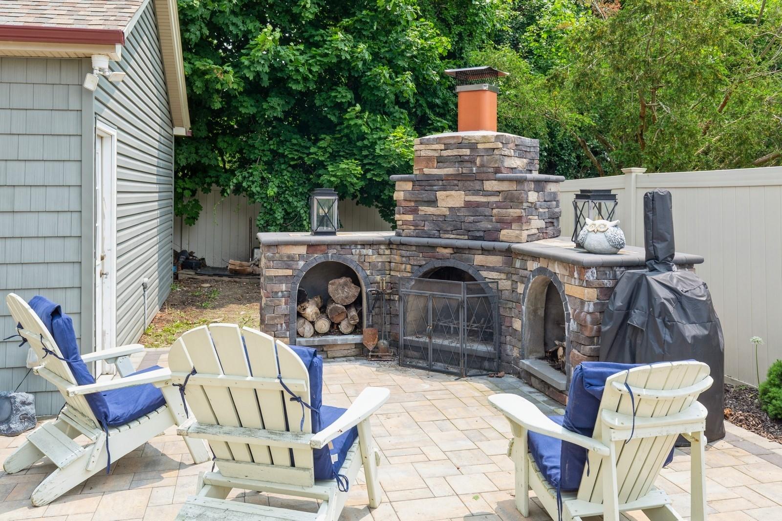 15 Orchard Road, East Patchogue, NY 11772