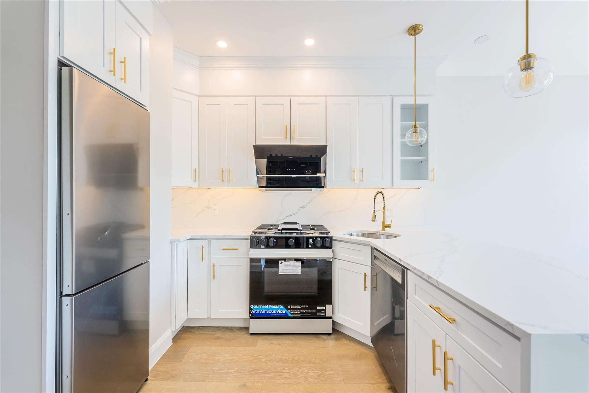 4209 Hampton Street # 4A, Elmhurst, NY 11373