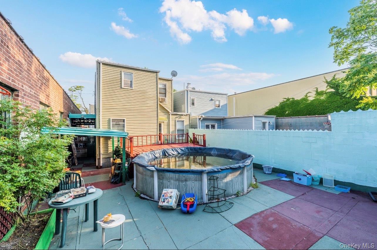 5883 57th Road, Maspeth, NY 11378