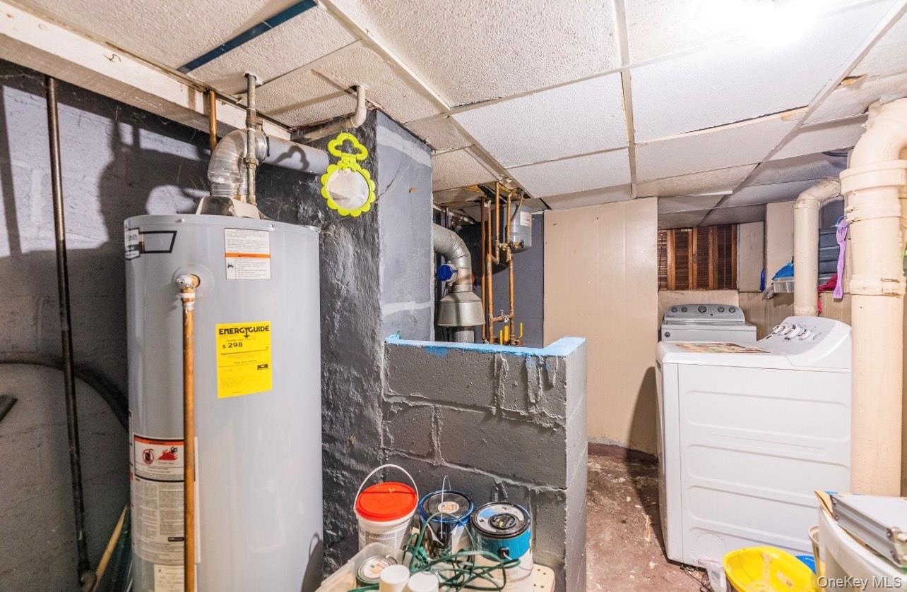 5883 57th Road, Maspeth, NY 11378