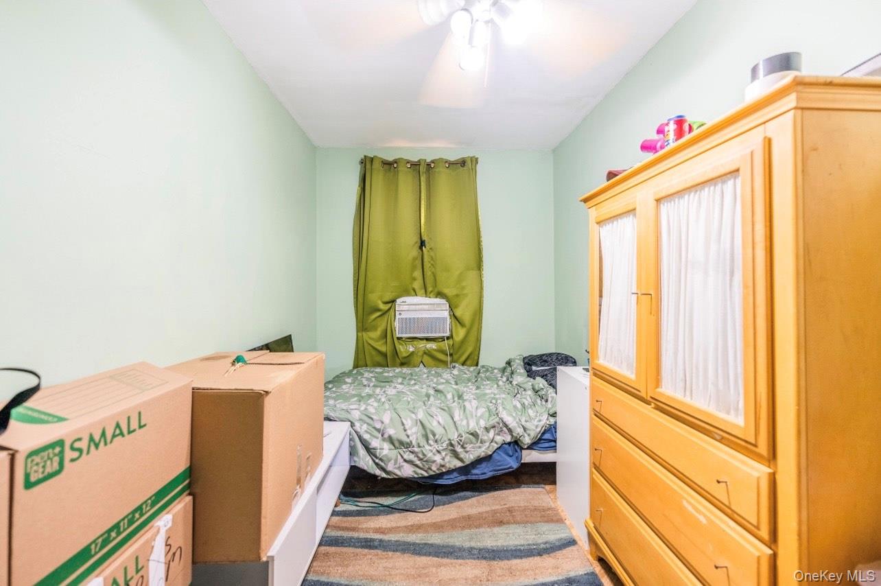 5883 57th Road, Maspeth, NY 11378