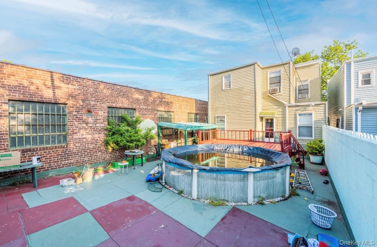 5883 57th Road, Maspeth, NY 11378