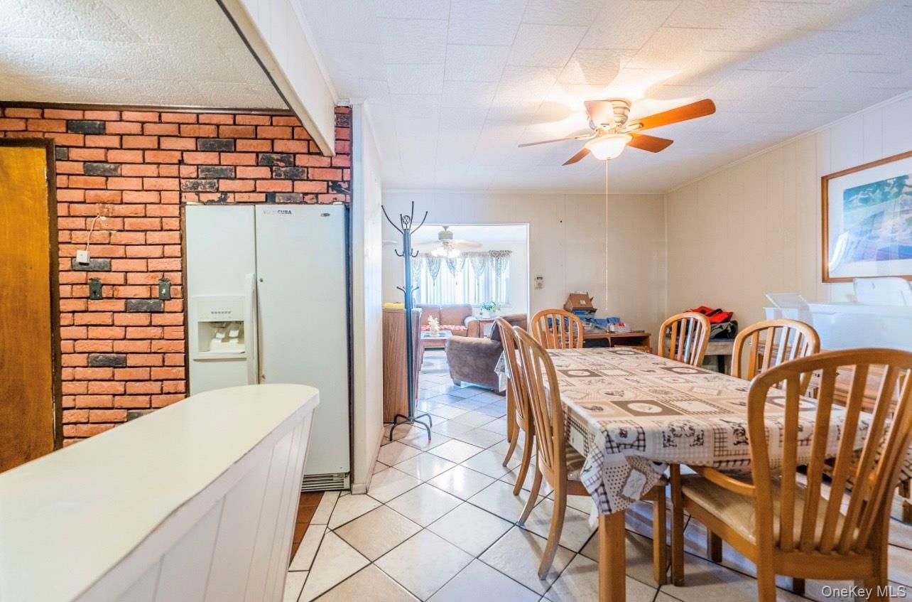 5883 57th Road, Maspeth, NY 11378