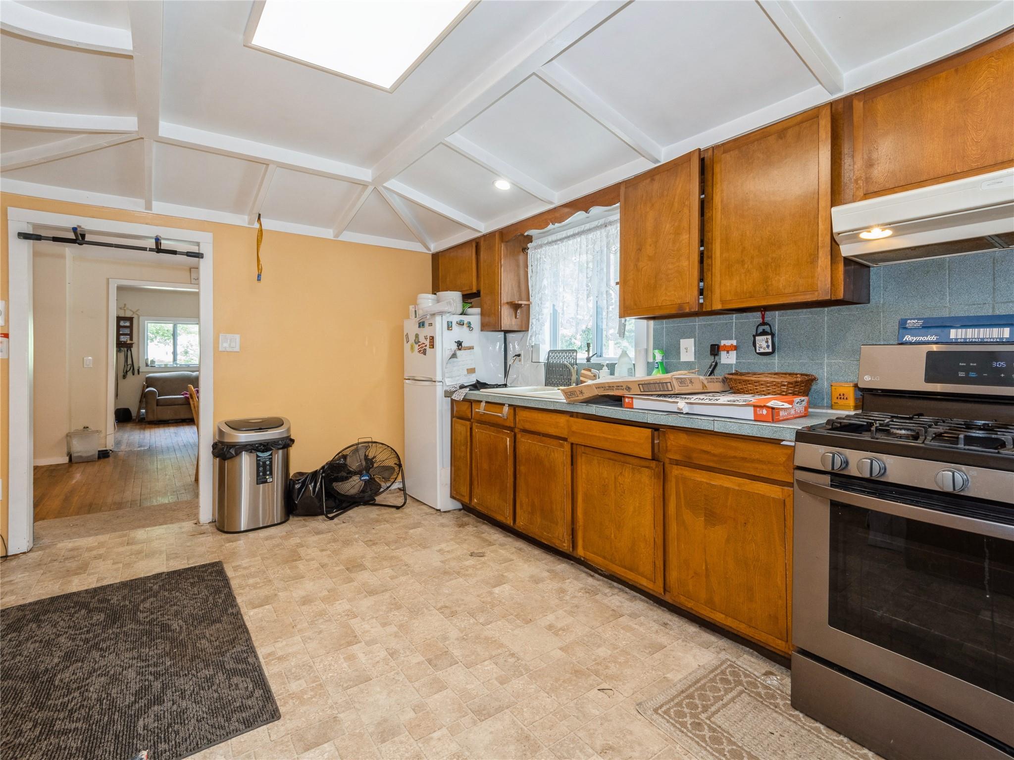 413 Vassar Road, Poughkeepsie, NY 12603