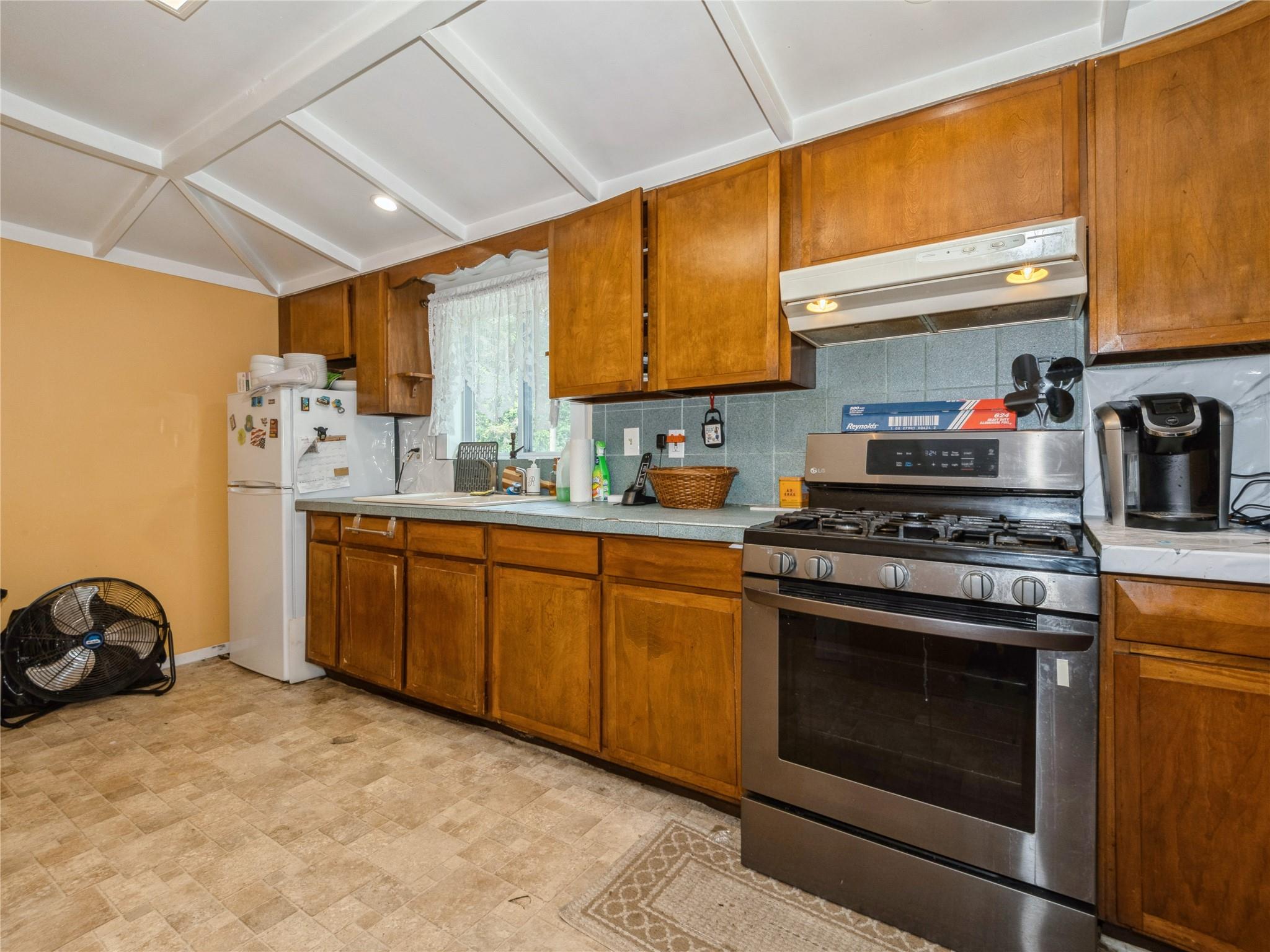 413 Vassar Road, Poughkeepsie, NY 12603