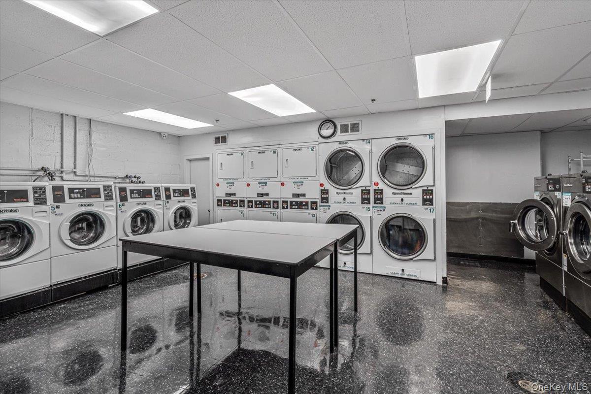 99-40 63rd Road # 1Z, Rego Park, NY 11374