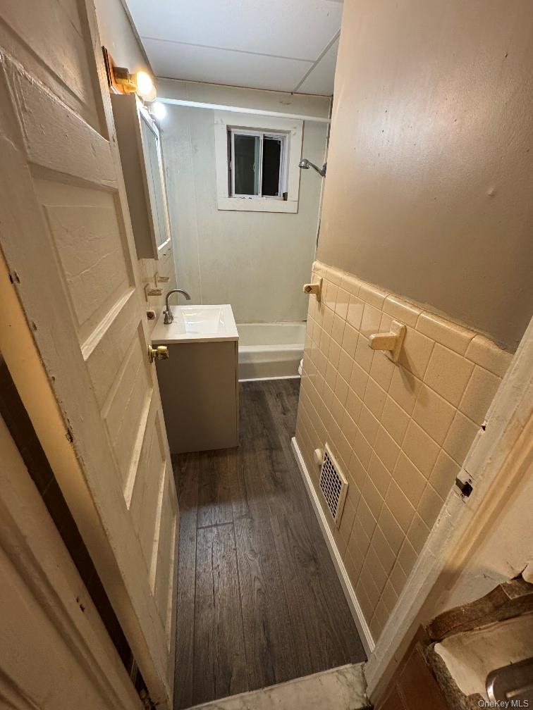 77 Carroll Street, Poughkeepsie, NY 12601