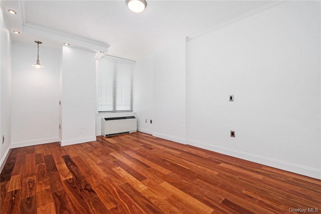 10 City Place # 2D, White Plains, NY 10601